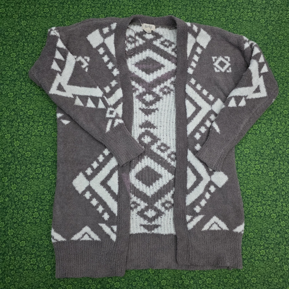 Gray and White Geometric Pattern Men's Sweater
